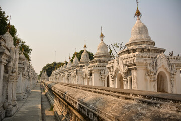 Fototapeta premium kuthodaw pagoda in Mandalay, Myanmar