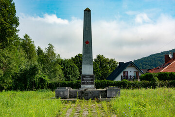 Cmentarz jeńców radzieckich  - obrazy, fototapety, plakaty