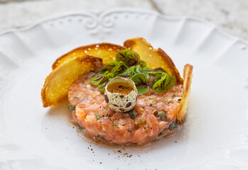 plate of salmon tartare
