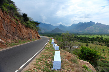 Obraz premium Road on Munnar mountain , Kerala, India.