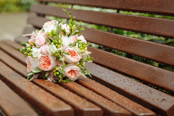 bouquet of roses on the bench