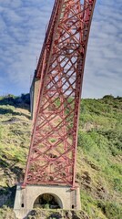 viaduc ferroviaire de Garabit dans les gorges de la Truyère