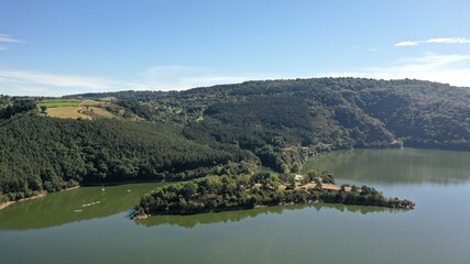 Obraz premium vue aérienne des gorges de la Truyère en Aveyron