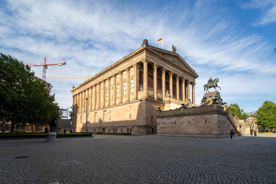 Kolonnadenhof Berlin Alte Nationalgalerie Bodestra&szlig;e Am Lustgarten Deutschland Pergamonmuseum Spree Am Kupfergraben