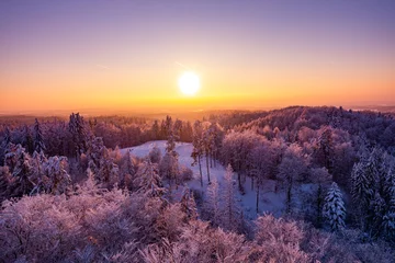 Deurstickers Aubergine Zima śnieg zachód słońca las kaszuby wieżyca