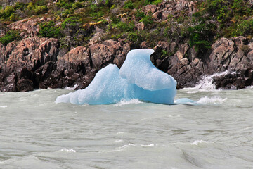 Iceberg on Lago Gray, Torres del Paine National Park, Patagonia, Chile