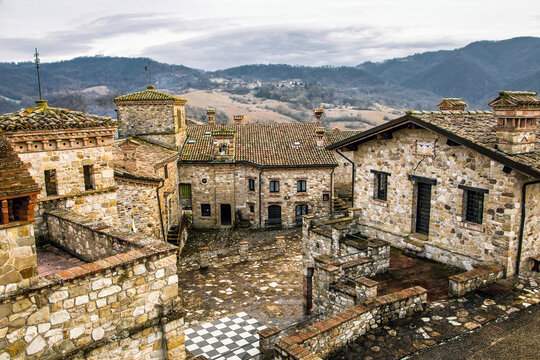 Votigno brick houses in countryside, Canossa, Emilia Romagna, Italy
