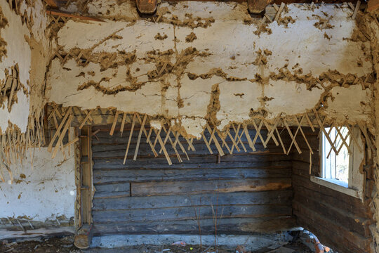 house mazanka in the village of Chernobyl zone