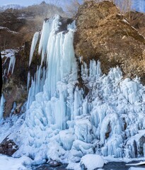 Fototapeta na wymiar 氷の神殿 日光雲竜渓谷氷瀑