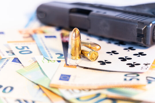 Gl&uuml;cksspiel Razzia - Bargeld Munition Pistole