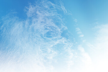 Obraz premium Blue sky with white cloud. The summer heaven is colorful clearing day Good weather and beautiful nature in the morning.