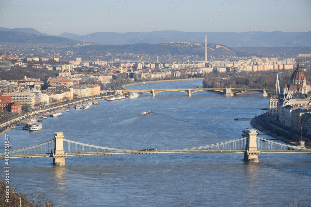 Wall mural the bridges of budapest