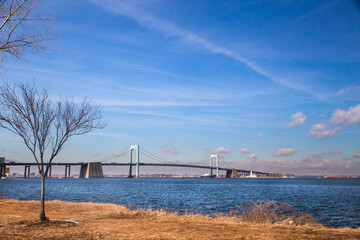Throgs Neck Bridge and Long Island Sound in New York City seen from Bayside Queens towards the Bronx - obrazy, fototapety, plakaty