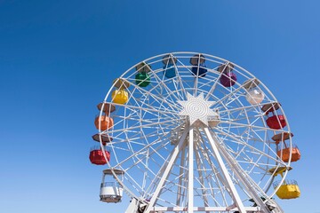ferris wheel on a sunny day