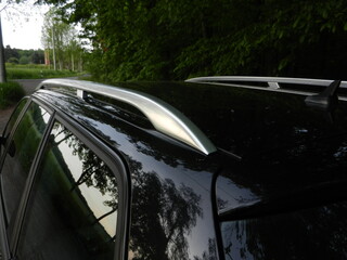 Dachrehling eines Auto