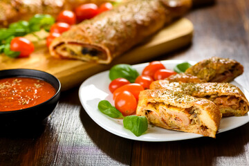 Pizza stromboli - an Italian delicacy from the USA