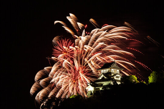 犬山城と花火　Inuyama Castle Fireworks