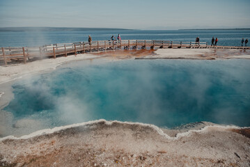 grand prismatic spring yellowstone national park wyoming