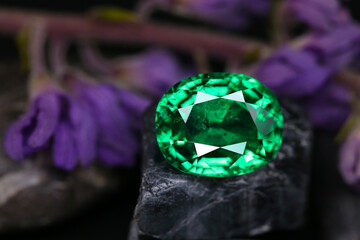 Gemstone Close-up natural leaf