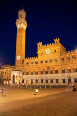 Fototapeta premium Palazzo Pubblico mit Torre del Mangia, Siena, Toskana, Italien