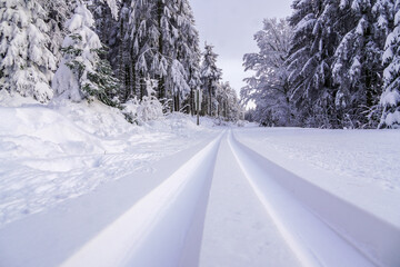frisch gespurte Loipe Ski fahren Fichtelgebirge Winter
