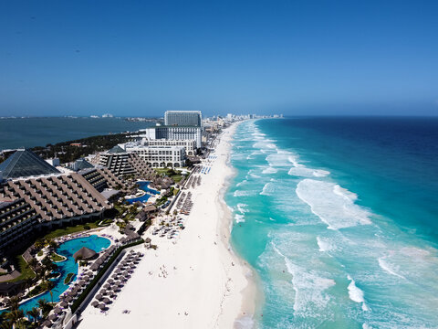 Drone photo Playa Ballenas, Cancun, Mexico