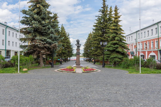 view of the monument to Admiral Ushakov, photo was taken on a sunny summer day on the Volga River embankment.