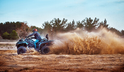 Cross-country quad bike race, extreme sports © 6okean