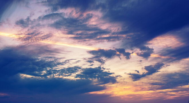 Sunset sky pattern © Roxana