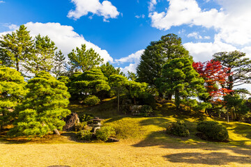 Obraz premium 秋の日本庭園 京都 二条城