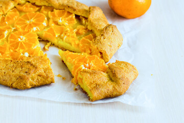 Homemade open tangerine pie. shortcrust pastry with tangerine