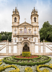 Obraz premium View of the 16th century Bom Jesus do Monte church near the city of Braga, Portugal