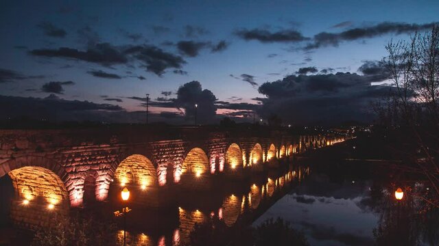 Roman Bridge Timelapse in M&eacute;rida,Badajoz, Extremadura, Spain timelapse reel during beautiful sunset over the Guadiana river in this historical roman city.