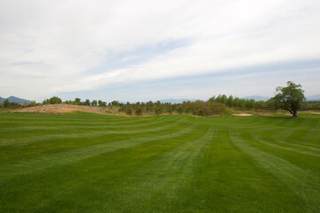 Fototapeta na wymiar Pictures of Golf Course with green grass 