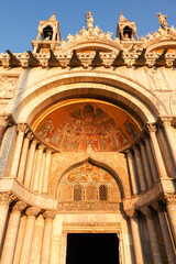 Obraz premium Italien, Venedig, Mosaik an der Fassade der Markus Basilika