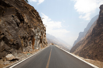 Portrait of Tibet highway