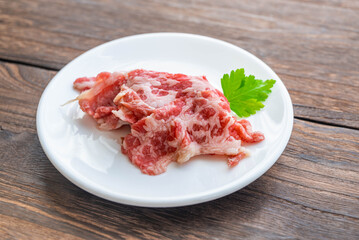牛薄切り肉