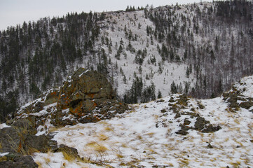 Fototapeta na wymiar snow covered rocks