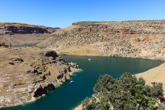 Egil dam lake in Diyarbakir, Turkey. Pastoral view from historic province.