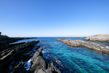 Fototapeta na wymiar 神奈川県城ヶ島の海岸