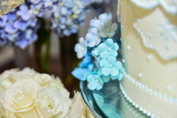 close up  cake ,blue flowers, cake with flowers, food background, vintage background