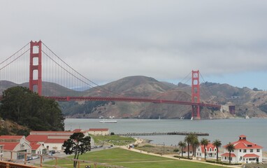 Golden Gate Bridge