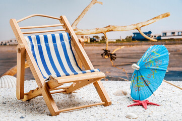 Folding chair on the beack