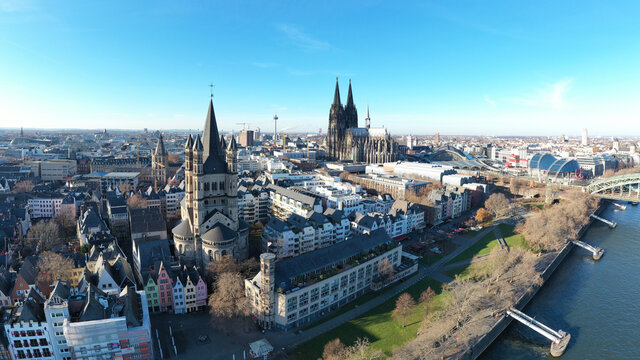 Drohnen Dienstleistung Panorama Video K&ouml;ln Stadt Dom Gro&szlig; St. Martin