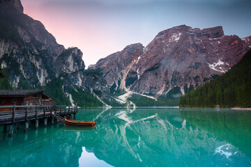 Sunrise italien lake