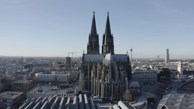 Panorama Luftaufnahmen Koeln Stadt Dom Gross St. Martin Rohdaten D-Log H.265 10Bit 2.7K 50f/s