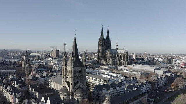 Panorama Luftaufnahmen Koeln Stadt Dom Gross St. Martin Rohdaten D-Log H.265 10Bit 2.7K 50f/s