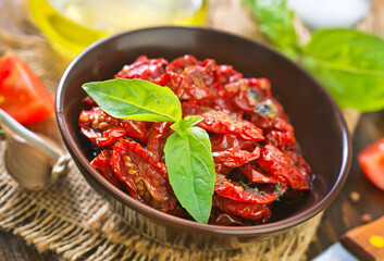 dry tomato