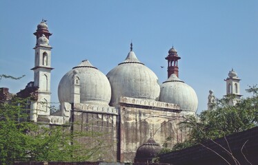 Obraz premium abandoned royal buildings
