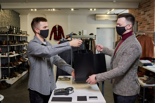 28,688 BEST Male Shop Assistant IMAGES, STOCK PHOTOS &amp; VECTORS | Adobe Stock